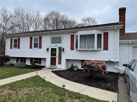 2nd image of 16 Willis Dr