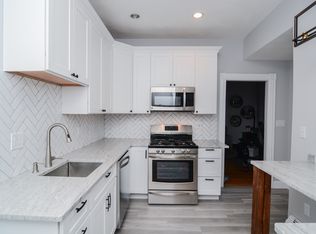 390 Pleasant St #388, Melrose, MA 02176