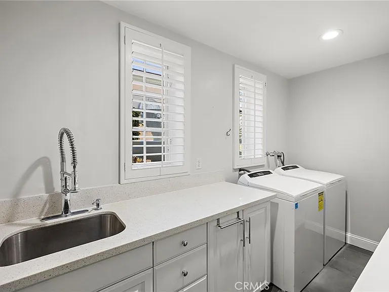 33801 Blessington Ln — Photo 24