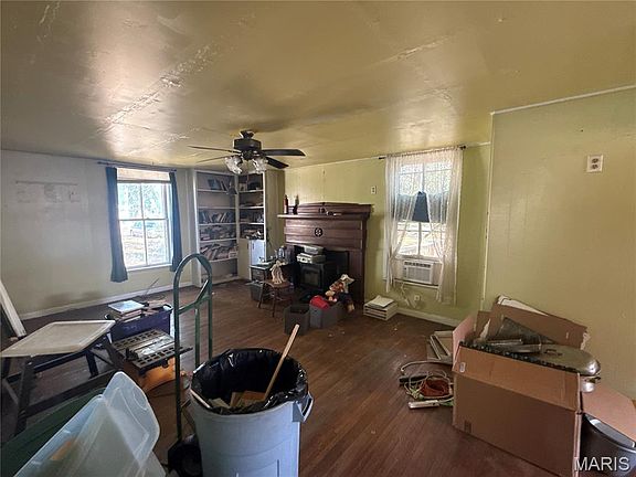 4th image of 428 S Washington Ave