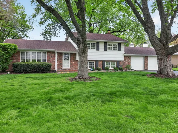 8607 Main St, Downers Grove, IL 60516