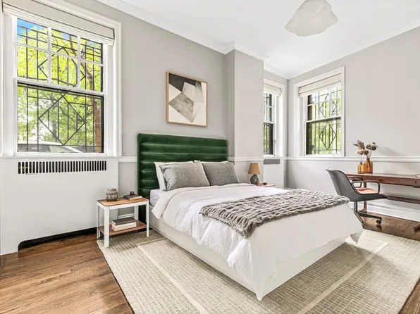 5 Riverside Drive image 4 of 10