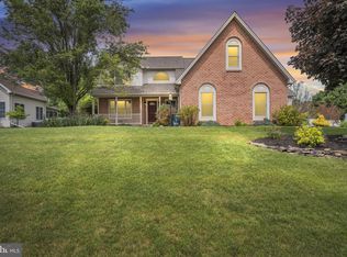 38 Mayberry Ln, Mechanicsburg, PA 17050