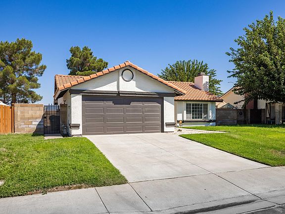2nd image of 2841 La Vida Dr
