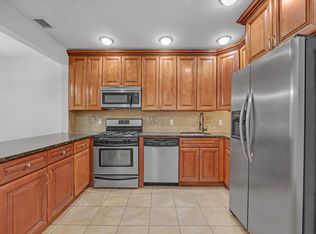 126 Gatling Pl #1B, Brooklyn, NY 11209