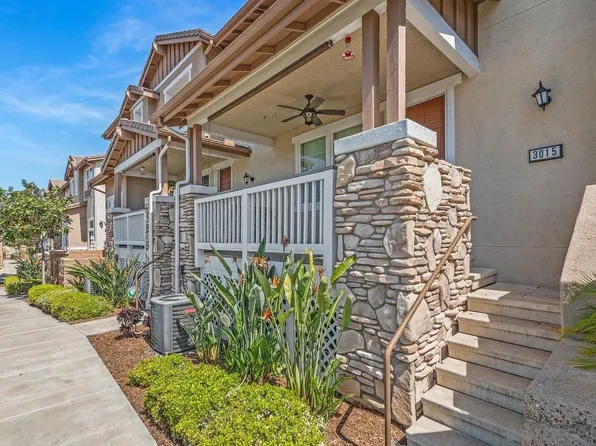 3015 Cole Grade Dr, Santee, CA 92071