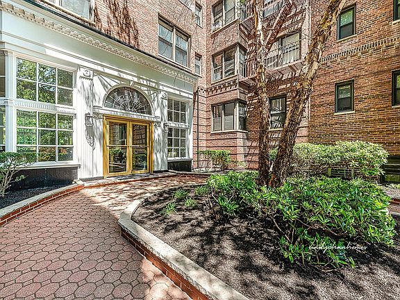 2nd image of 69-40 Yellowstone Blvd APT 519