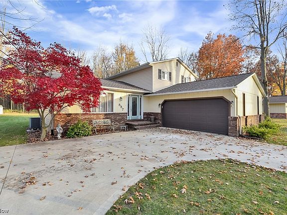 2nd image of 557 Maple Ave