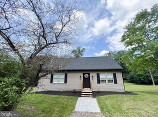 4937 New Lancaster Valley Rd, Milroy, PA 17063