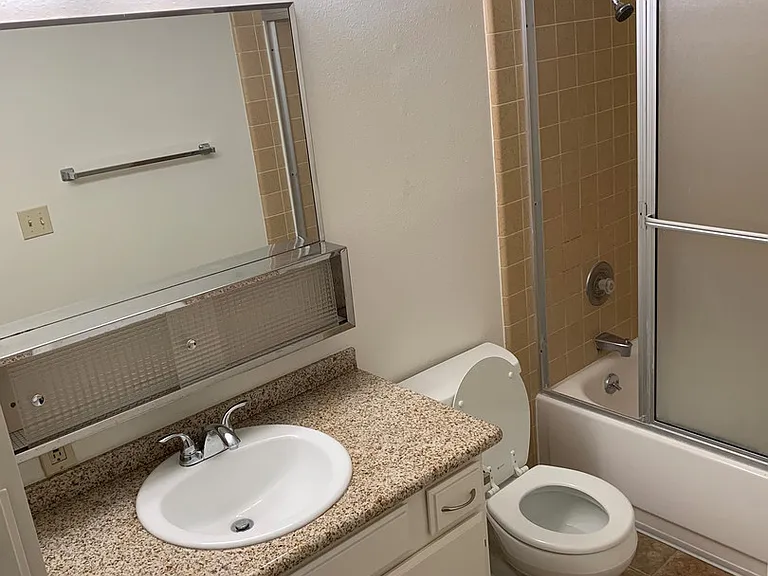 4873 Niagara Ave #9 — Photo 8