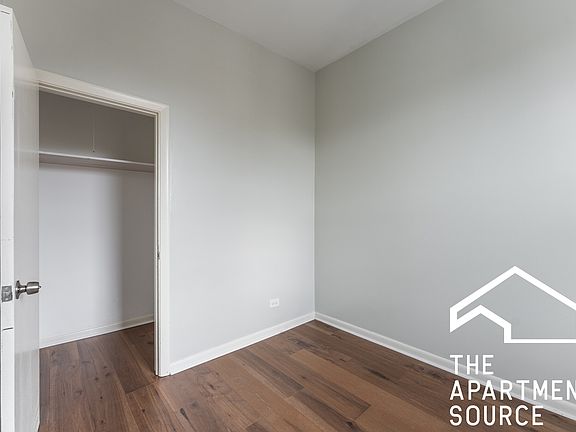 5th image of 2426 N Clybourn Ave #3