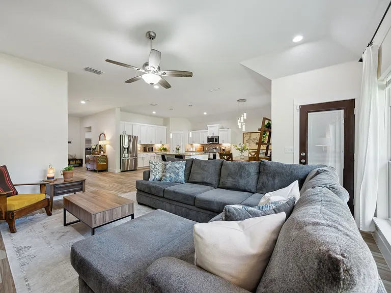 4435 Cicero St — Photo 4