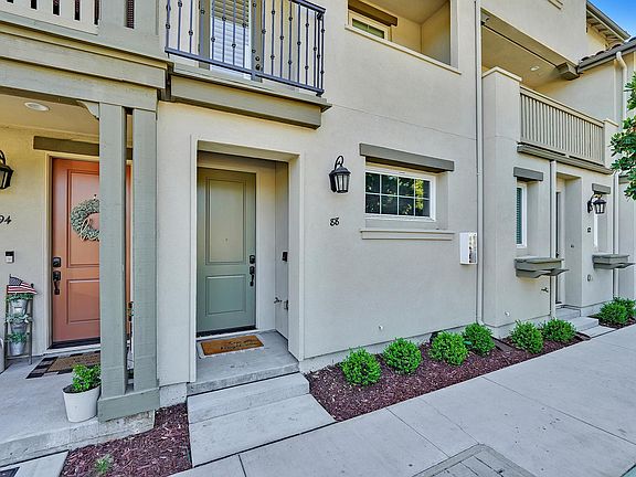 2nd image of 88 E 2nd St #3