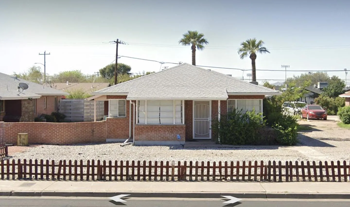 1309 W Osborn Rd — Photo 1