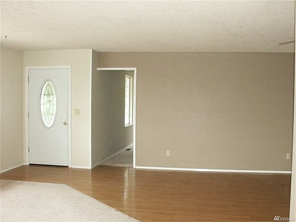 5th image of 311 N Grape Dr