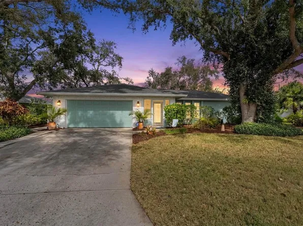 7208 Pointe West Blvd, Bradenton, FL 34209