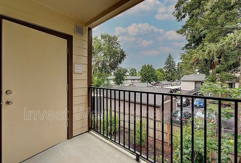 404 NE 117th Ave #101 — Photo 8