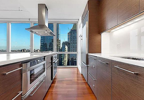 3rd image of 39 E 29th St APT 29B