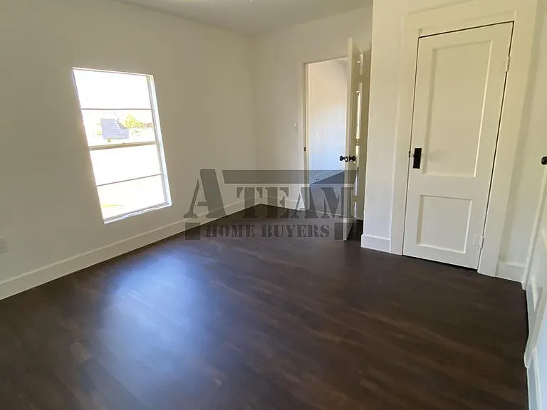 801 Walnut St — Photo 21