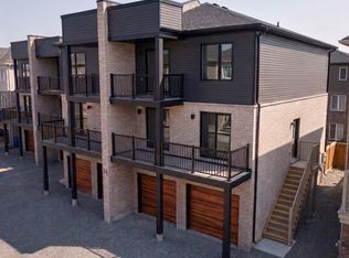 14 Wagon Ln E #5, Barrie, ON L4N 0H7