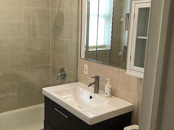 2nd image of 59-11 Queens Blvd APT 6L