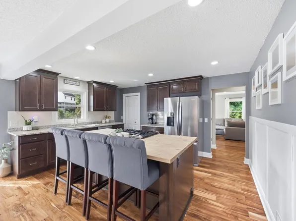 4464 Wilshire Blvd, Mound, MN 55364