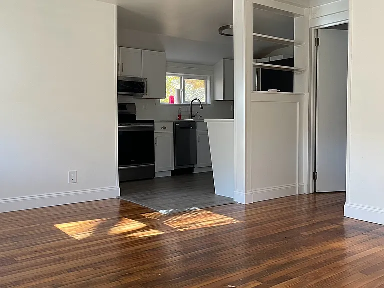 15A South St #A — Photo 5