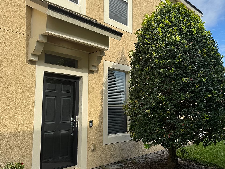 1st image of 4754 Pond Ridge Dr