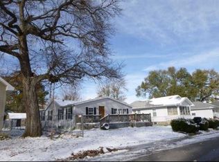 107 Smith Ave, South Roxana, IL 62087