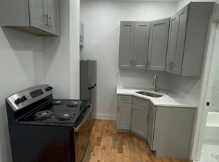 1137 Beach Ave #1F, Bronx, NY 10472