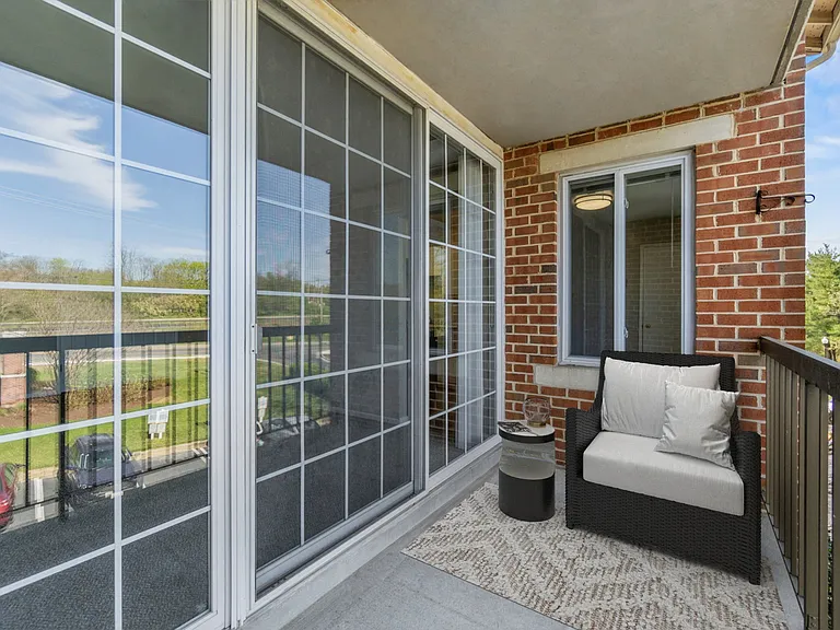 Country Place — Photo 12