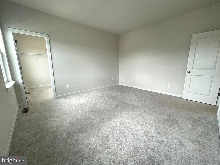 2328 Hawkshill Dr — Photo 30