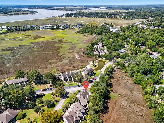 4th image of 198 River Breeze Dr