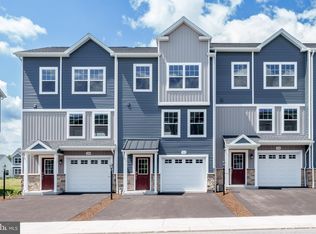 122 Dolomite Dr, Port Matilda, PA 16870