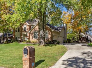 916 Sawmill Ct, Springfield, OH 45503