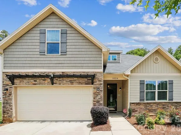 10214 Atkins Ridge Dr, Charlotte, NC 28213
