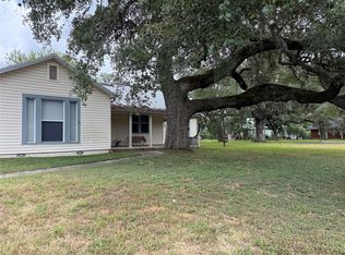 231 E Live Oak St #A, La Grange, TX 78945