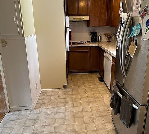 4th image of 15557 10th Ave NE