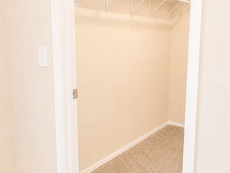 West Wakefield Street - 1120 — Photo 4