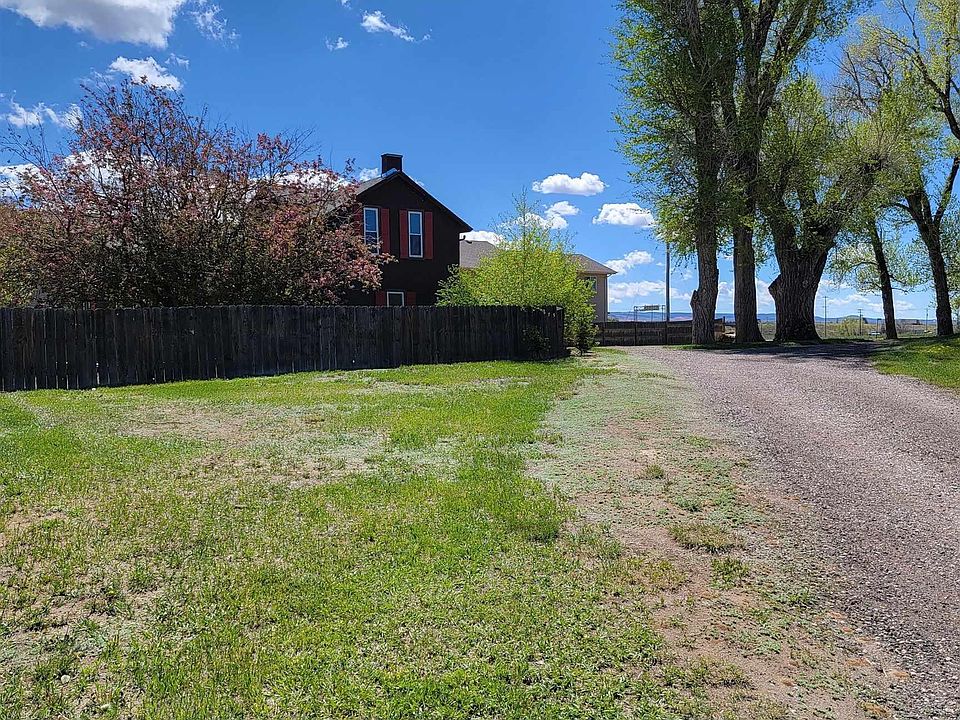 1st image of 675 Roberts Ct