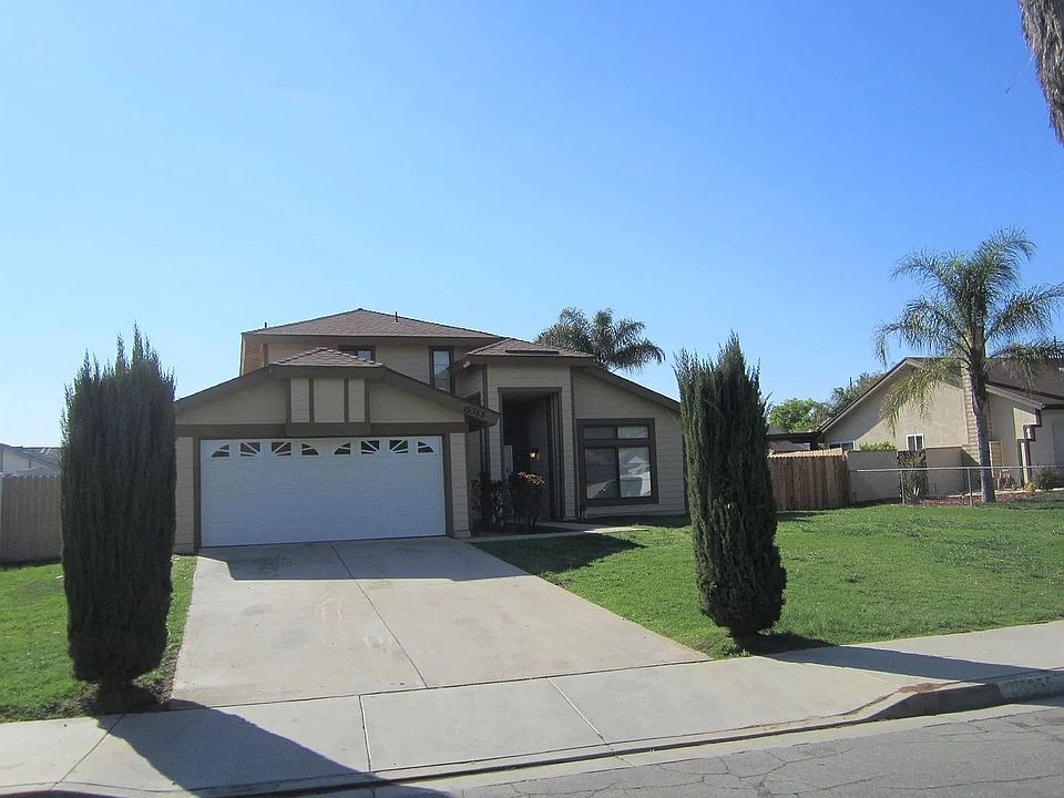 1st image of 15355 Los Estados St