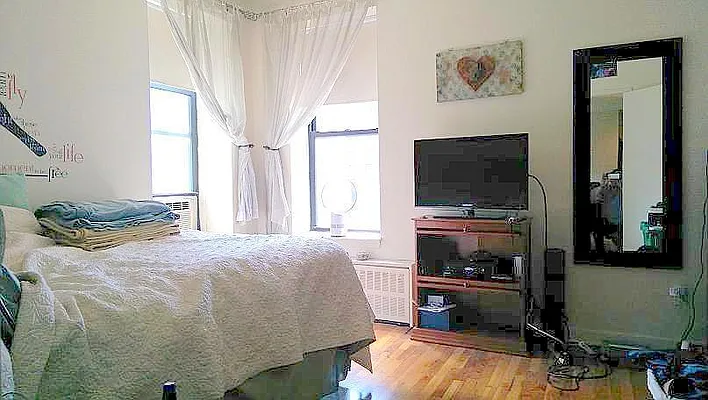 Rented by Manhattan Spaces | media 17