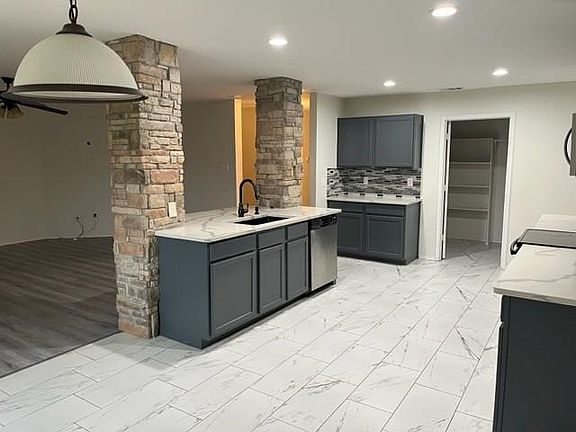 4th image of 8813 Irish Bend Dr