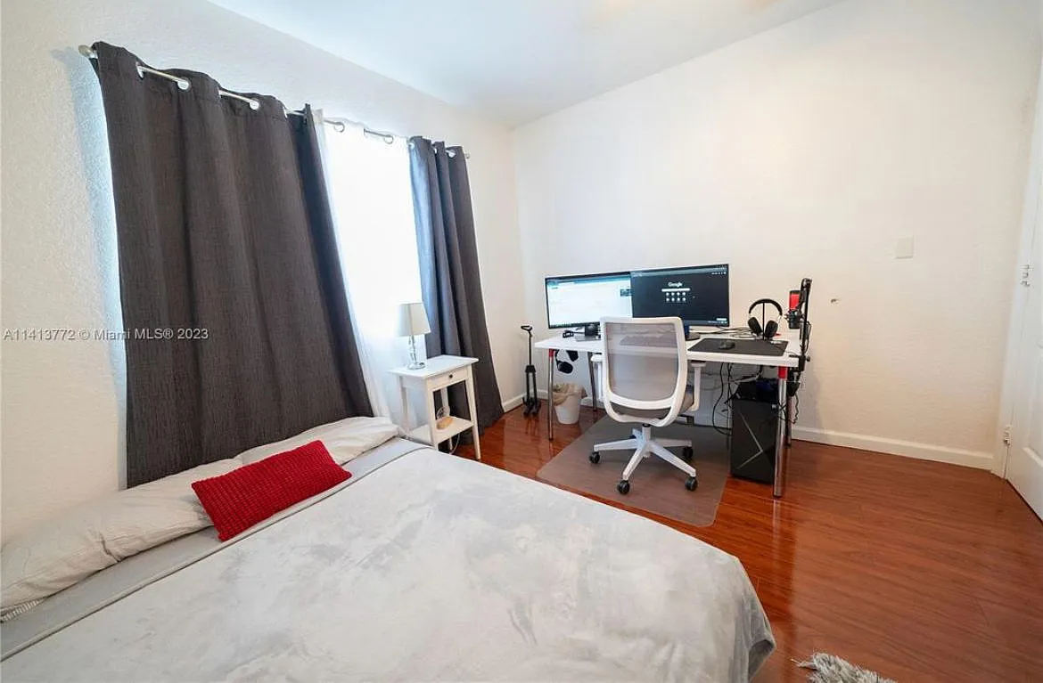 1 bed, $800 — Photo 2