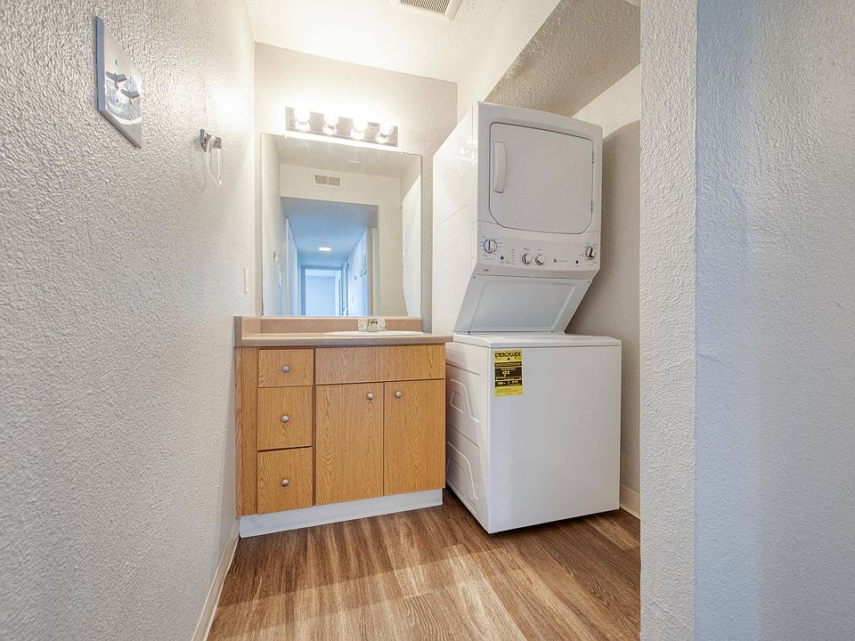 Full size Washer Dryer in each unit