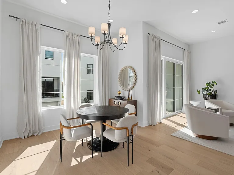 8707 Ojeman Villas Dr — Photo 19