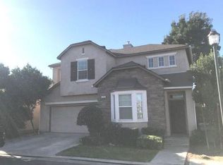 676 W Lisbon Ln, Clovis, CA