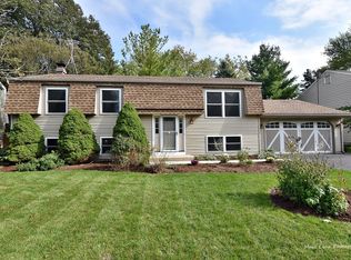 1414 S 10th St, Saint Charles, IL