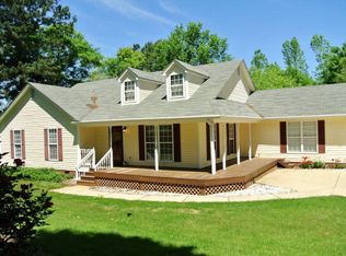 4065 Oak Bowery Rd, Opelika, AL 36801