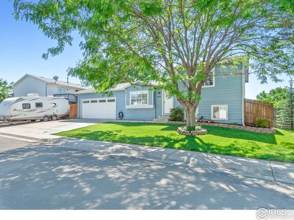 205 Sunset Ln, Dacono, CO 80514